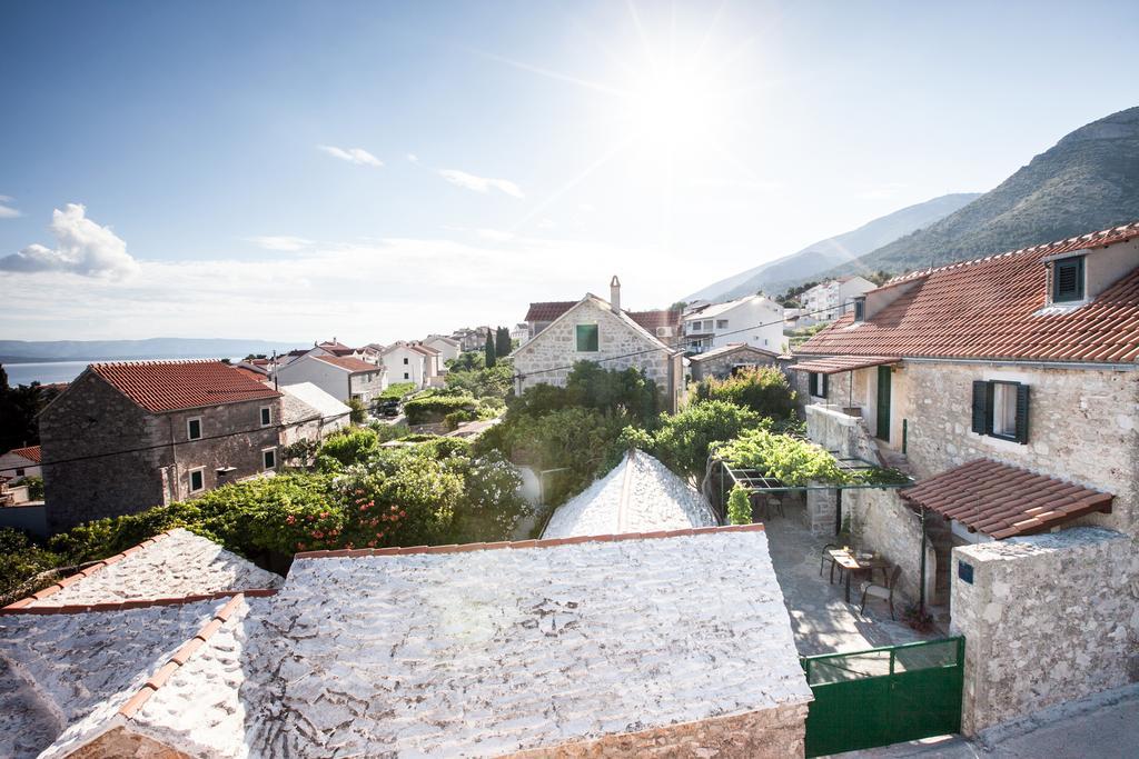 Paradise Stone Apartments Bol Exterior foto